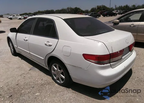 2003 Honda Accord из США, поврежденный, VIN 3HGCM66553G001525